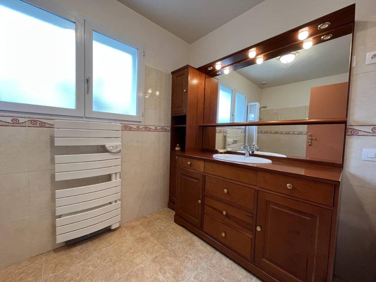 Grande Maison Familiale Avec Spa, Plage A Proximite, Jardin Et Parking - 10 Couchages - Fr-1-246A-153 Esterno foto